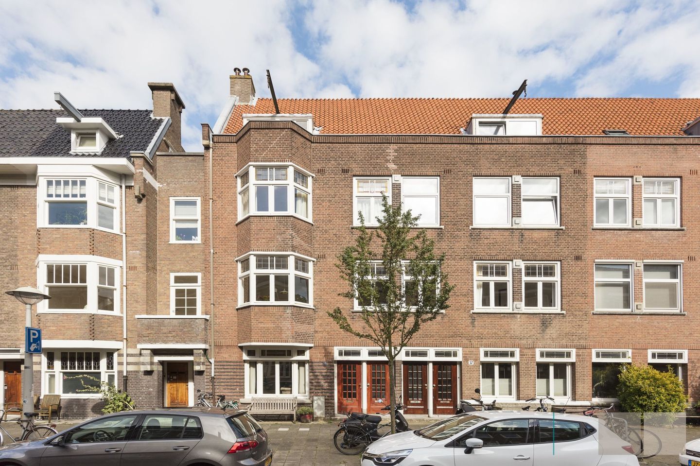 Foto 1 van Woubruggestraat 35-1