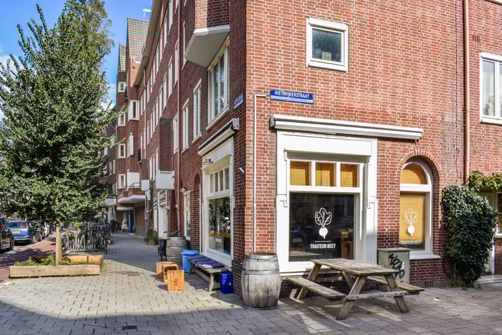 Foto 17 van Woubruggestraat 35-1