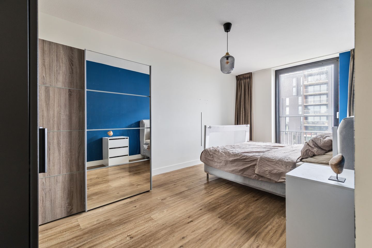 Foto 34 van Dirk Hartogstraat 125