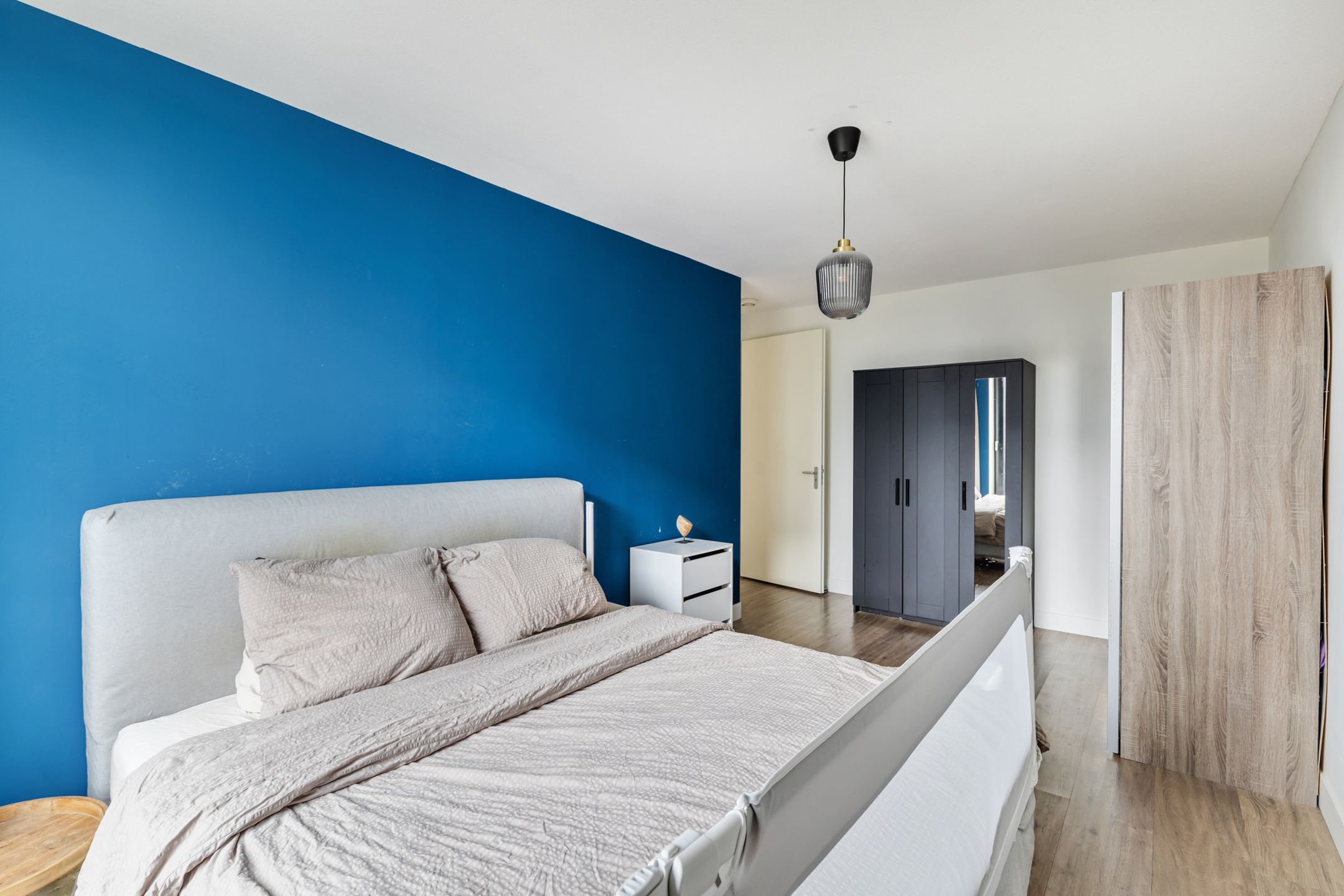 Foto 36 van Dirk Hartogstraat 125