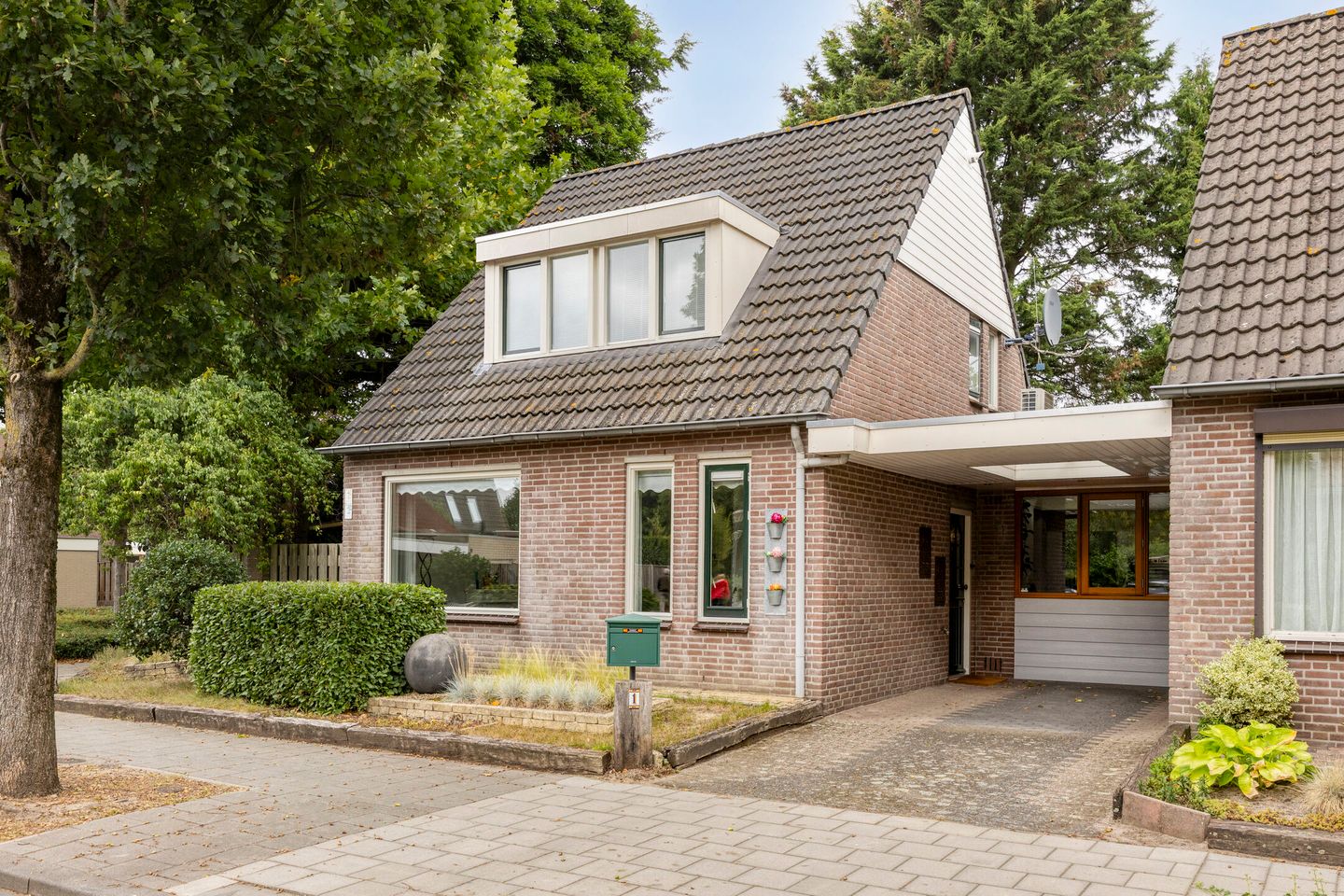 Photo 5 of Mgr. Bannenberglaan 1