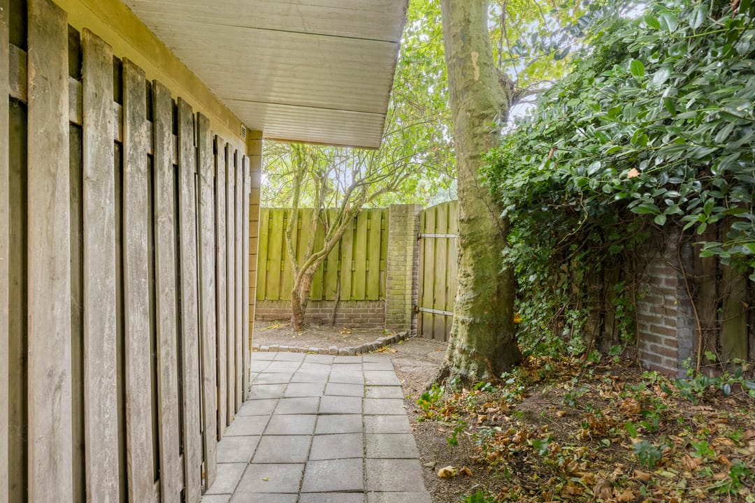 Photo 43 of Mgr. Bannenberglaan 1