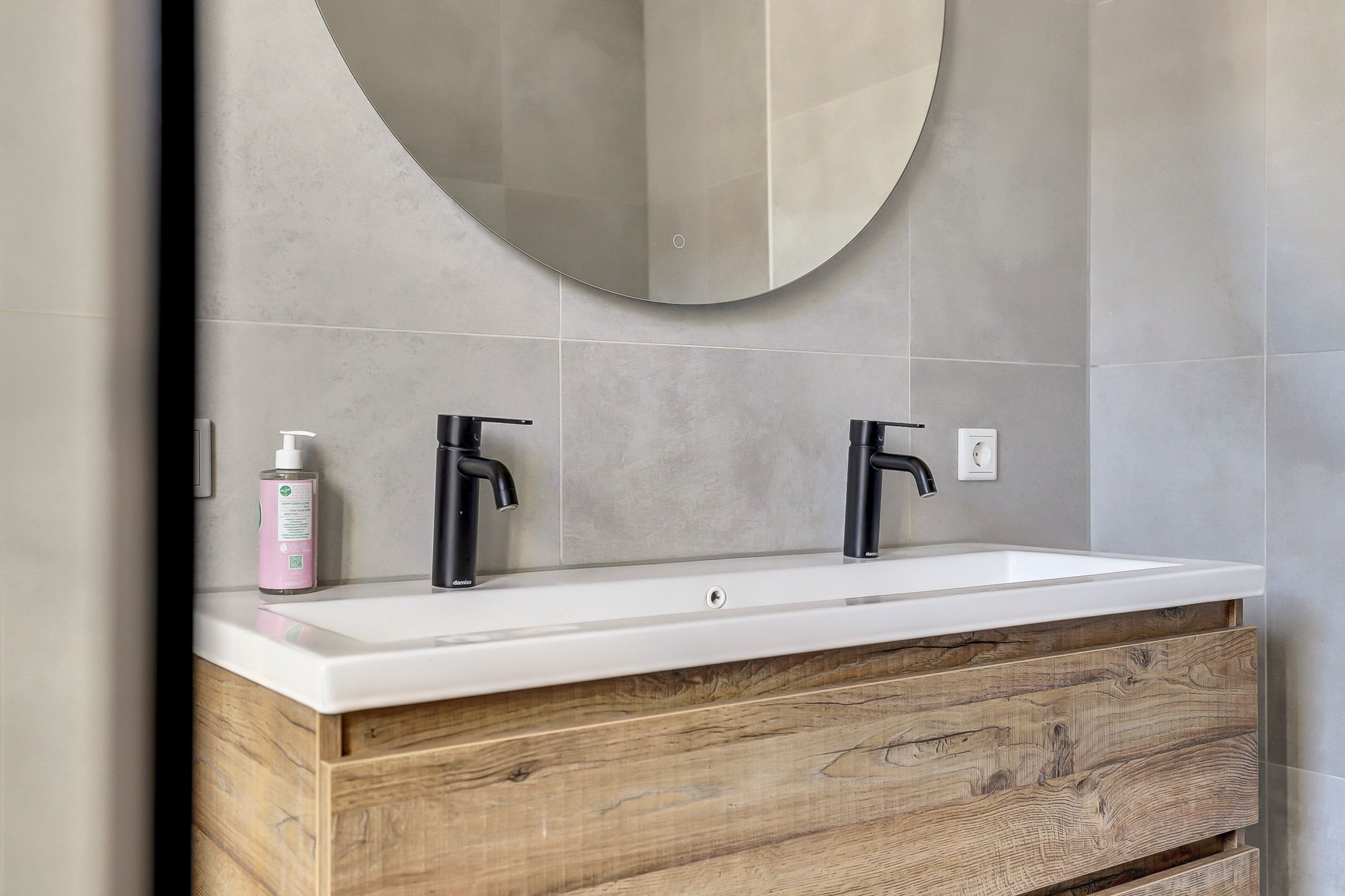 Photo 21 of Fröbelstraat 10