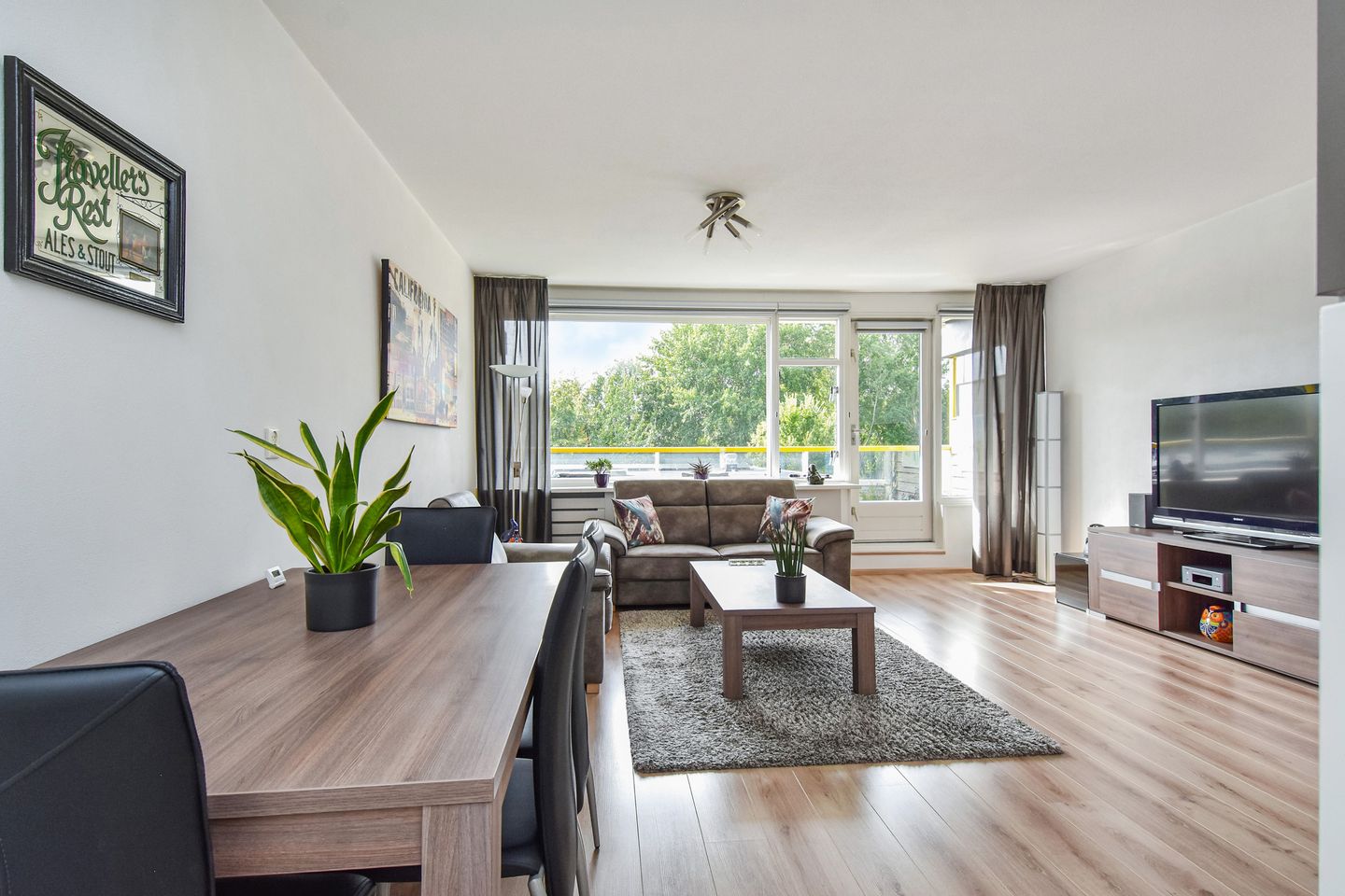 Photo 10 of De Brink 384