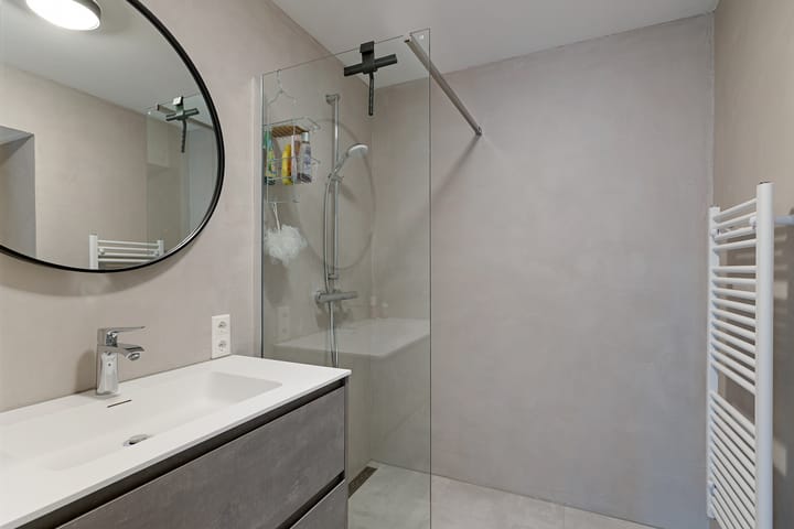 Photo 16 of Broekstukken 83