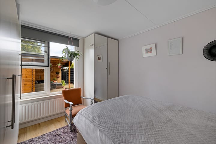 Photo 20 of Broekstukken 83