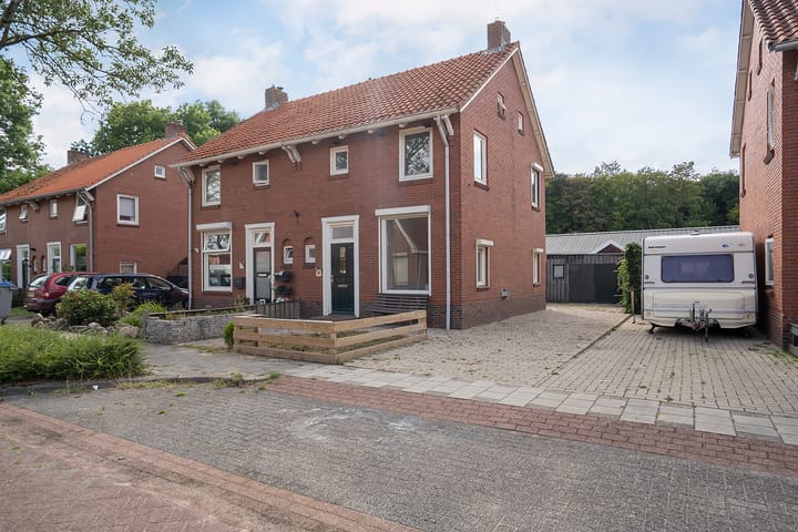 Photo 3 of Agostraat 19