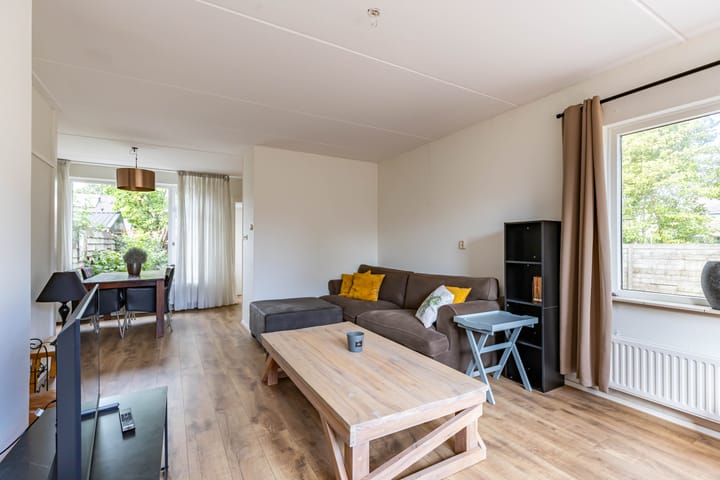 Foto 14 van Burgemeester van Panhuyslaan 135-B