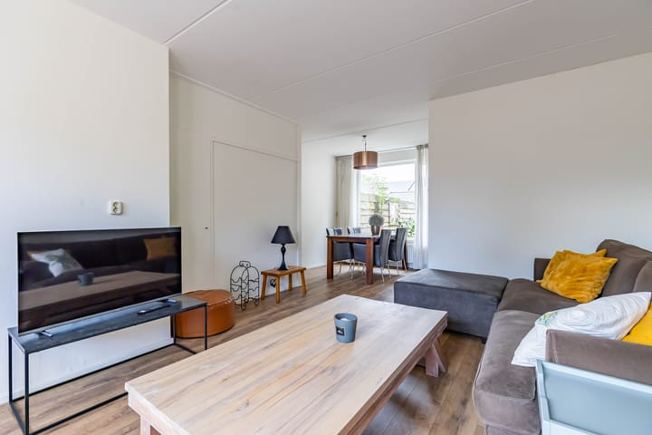 Foto 15 van Burgemeester van Panhuyslaan 135-B