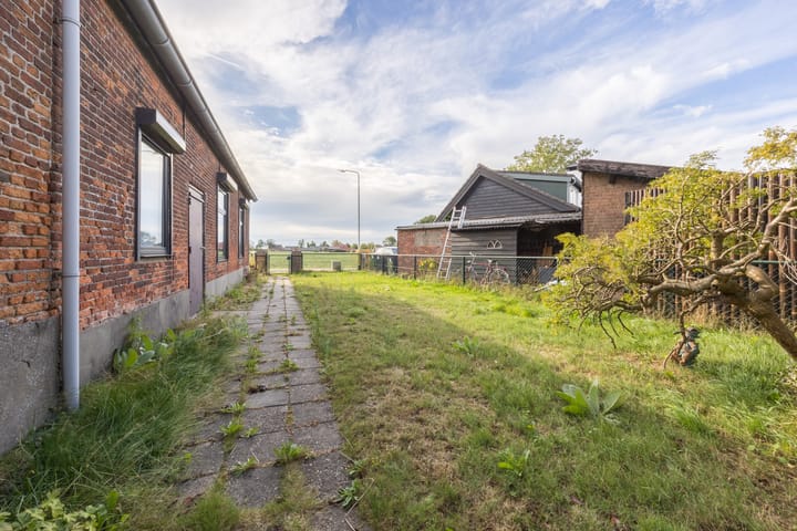 Foto 10 van Standdaarbuitenswegje 3