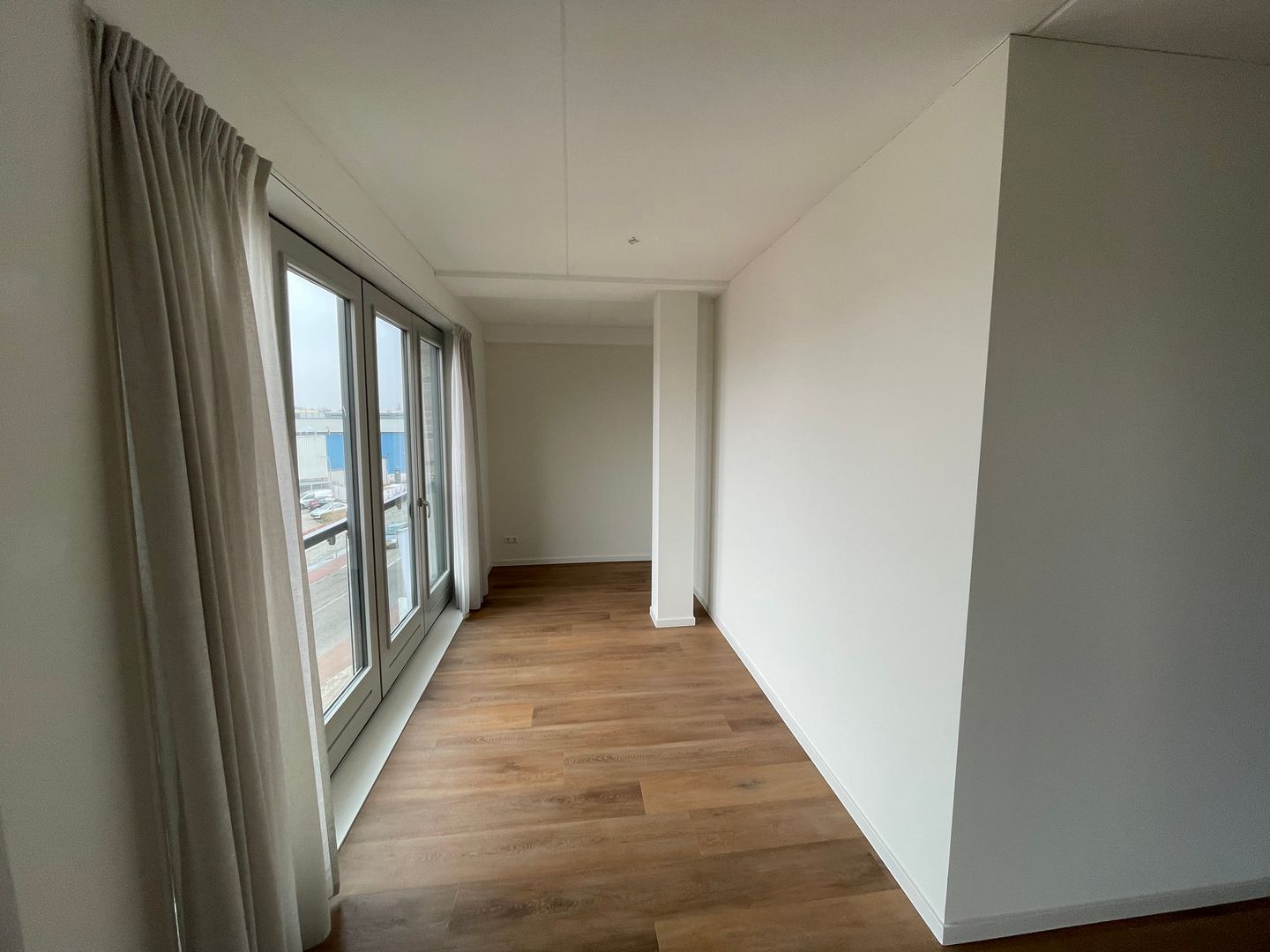 Foto 5 van Huiswaarderplein 6-A