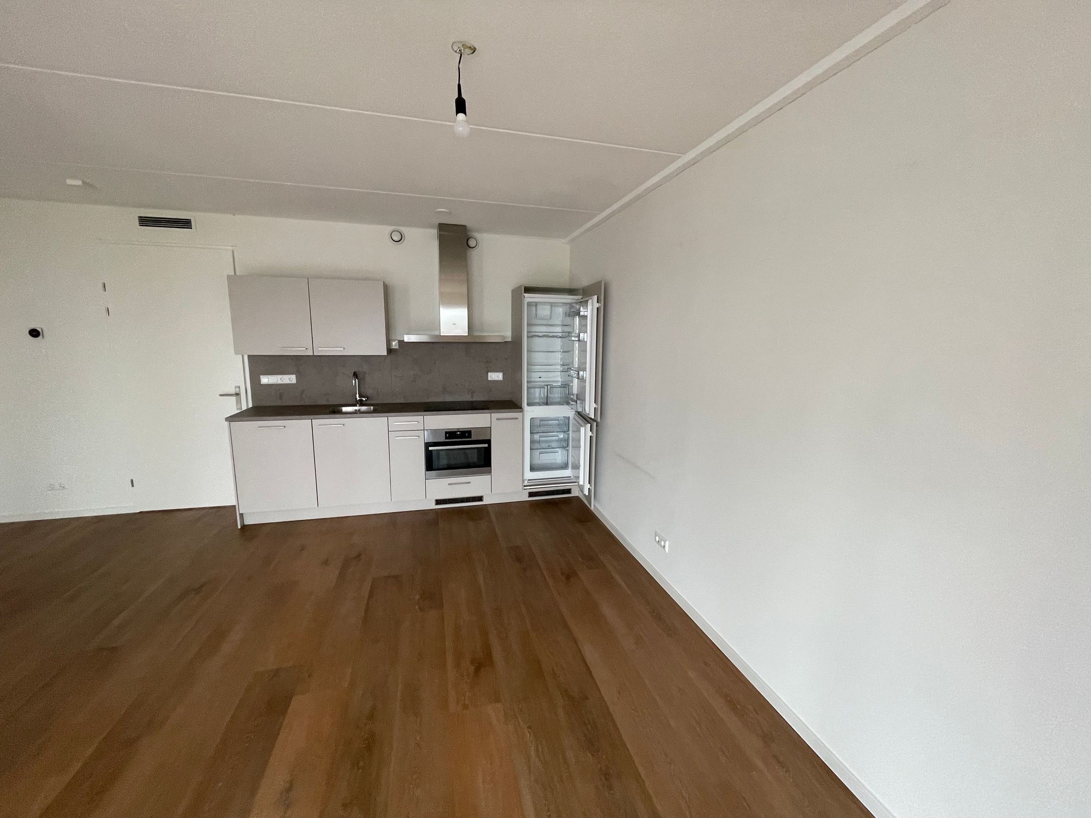 Foto 6 van Huiswaarderplein 6-A