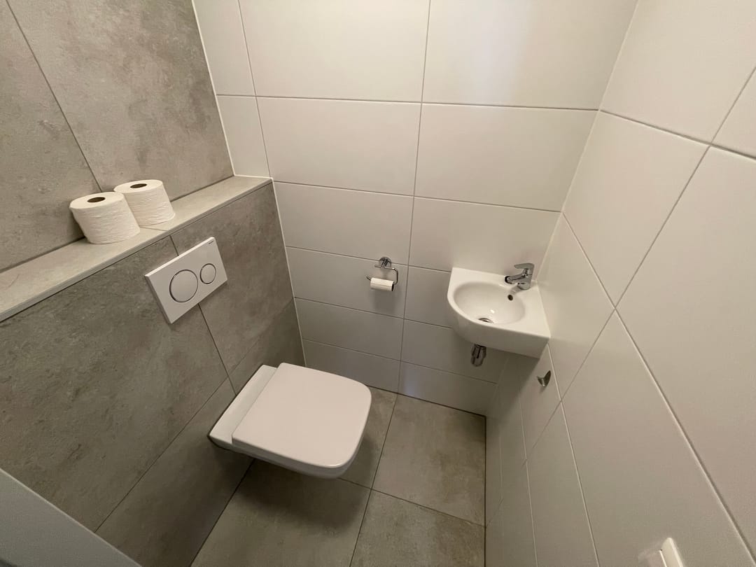 Foto 11 van Huiswaarderplein 6-A