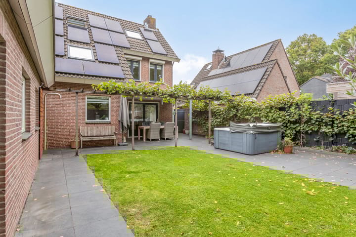 Photo 33 of Zeeltborch 7