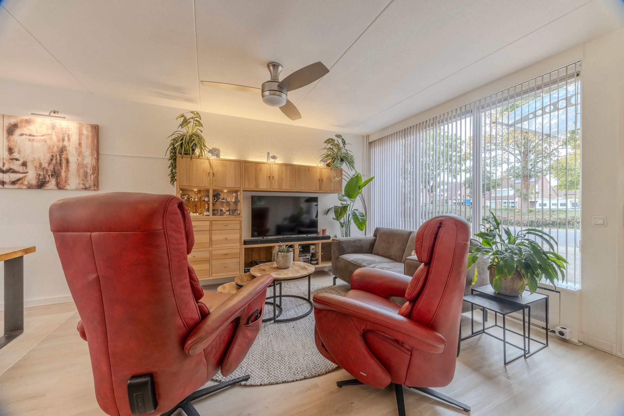 Photo 9 of van Heinsbergstraat 37