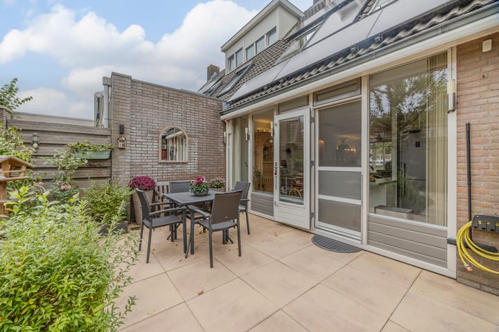 Foto 23 van van Heinsbergstraat 37