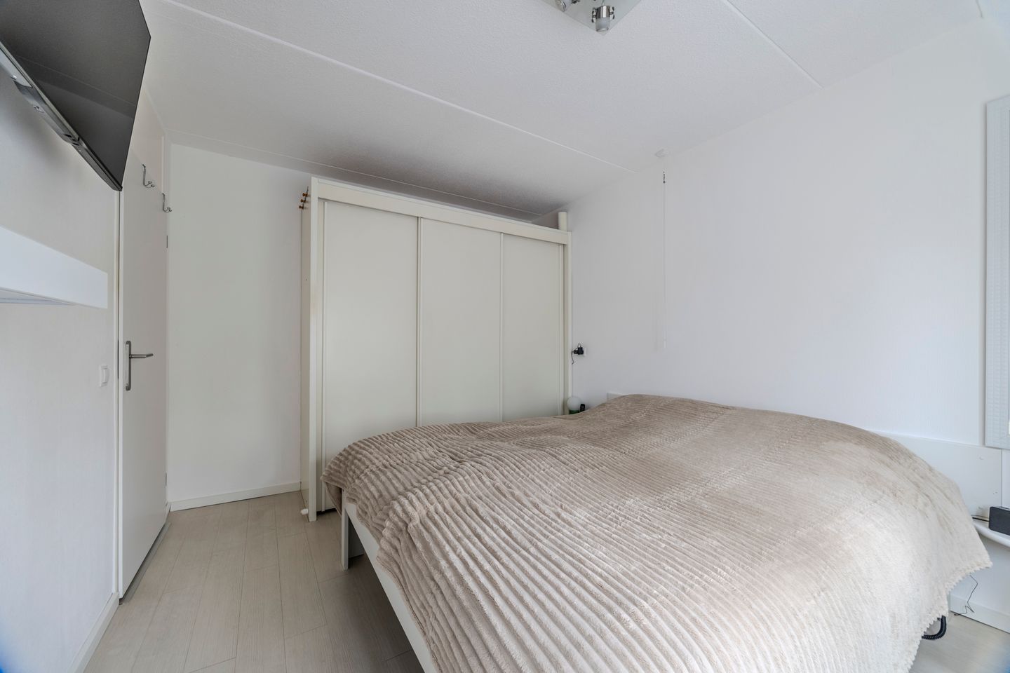 Photo 34 of van Heinsbergstraat 37