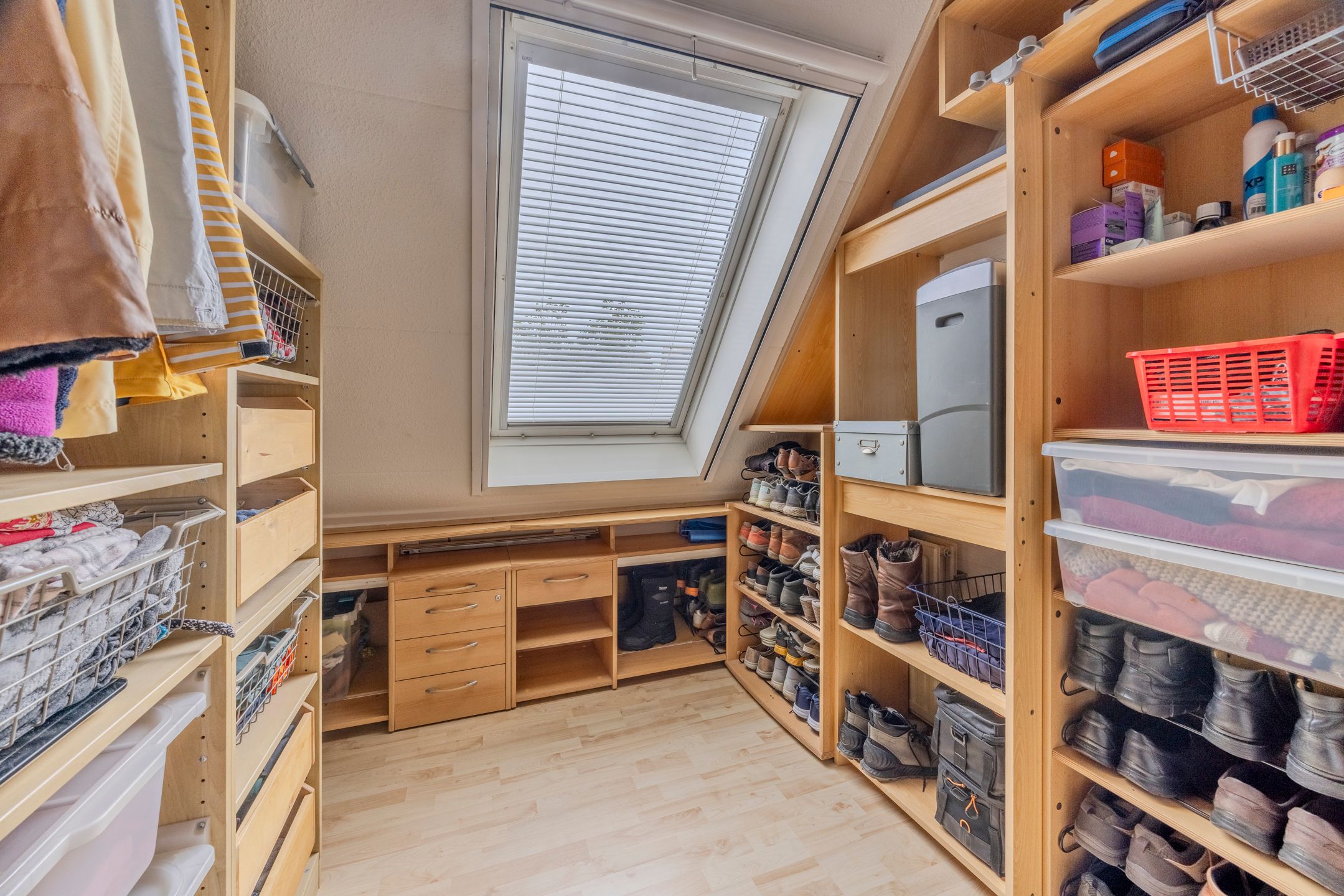 Photo 36 of van Heinsbergstraat 37