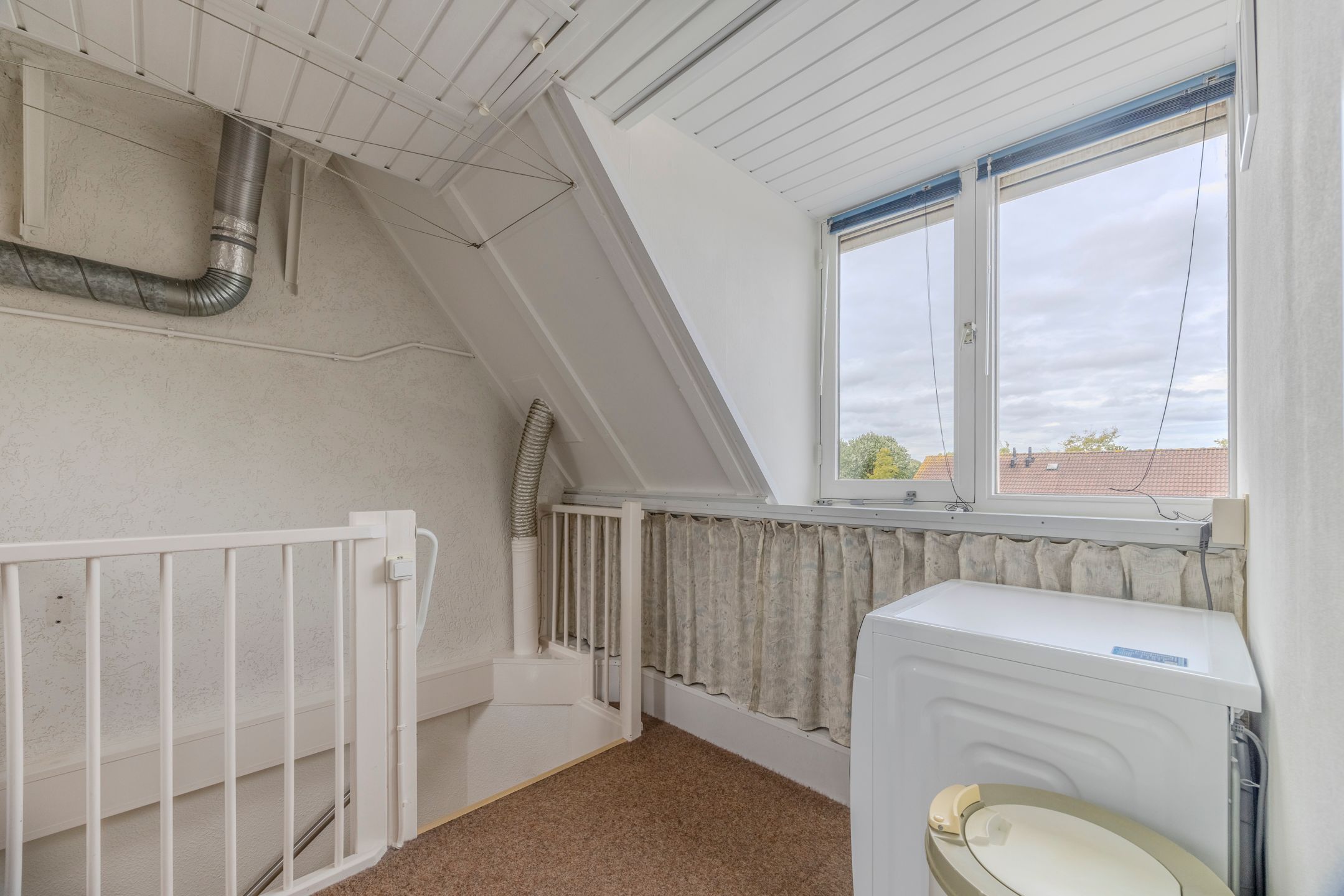 Photo 42 of van Heinsbergstraat 37