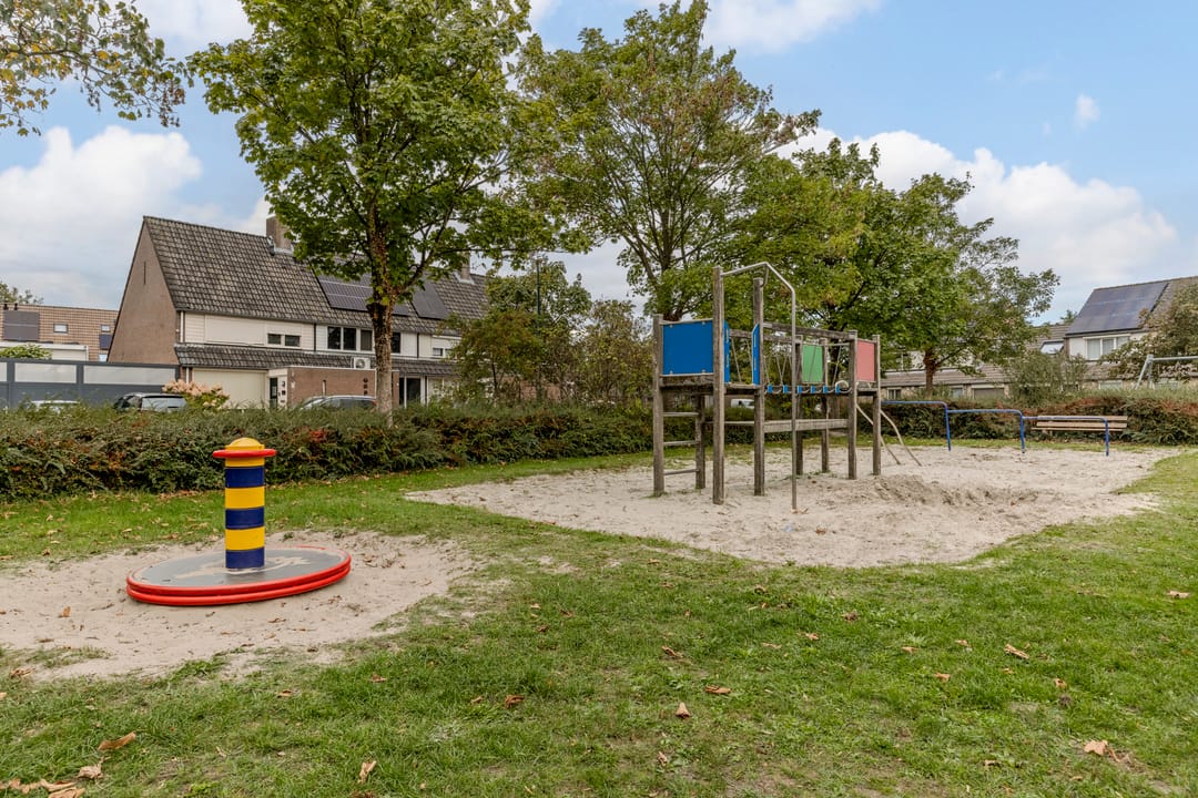 Photo 47 of van Heinsbergstraat 37