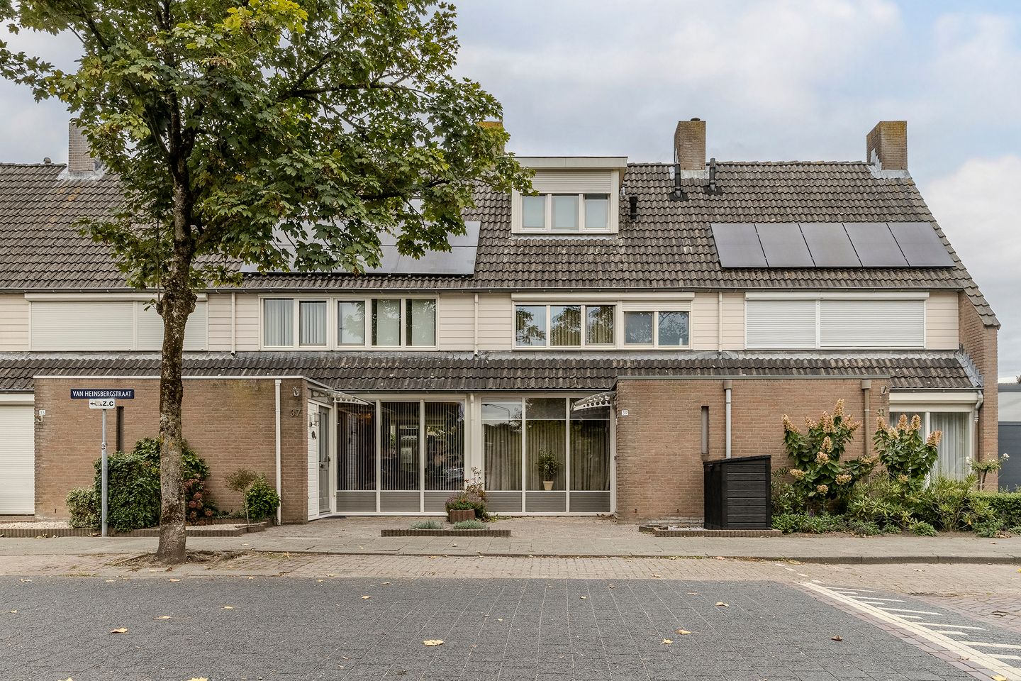 Photo 50 of van Heinsbergstraat 37