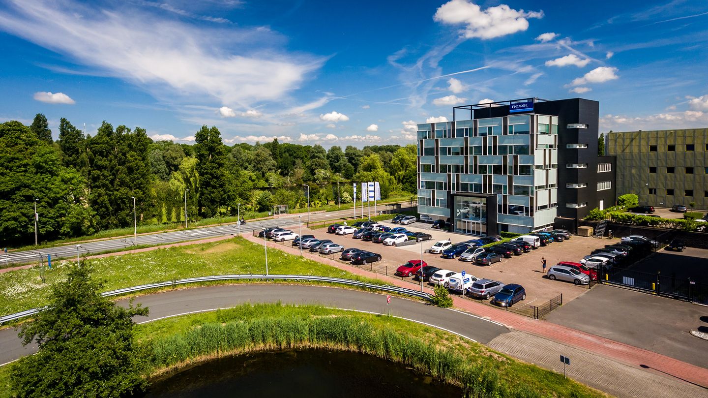 View photo 2 of Bleiswijkseweg 35