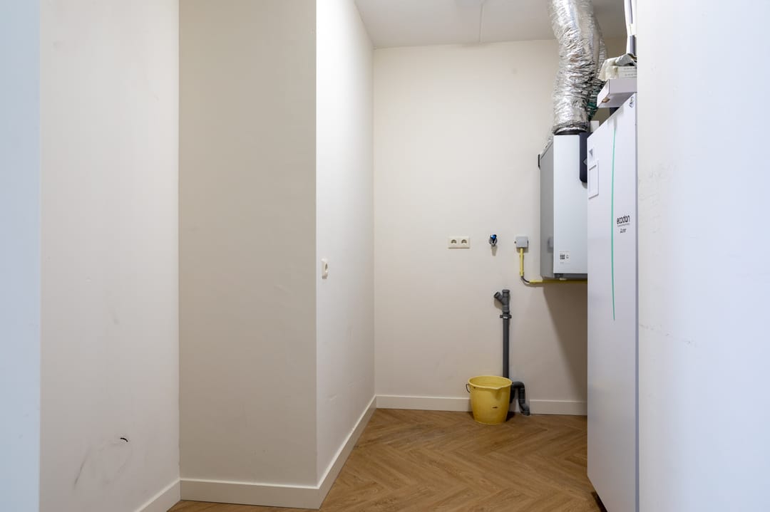 Photo 22 of Vos de Waelstraat 48