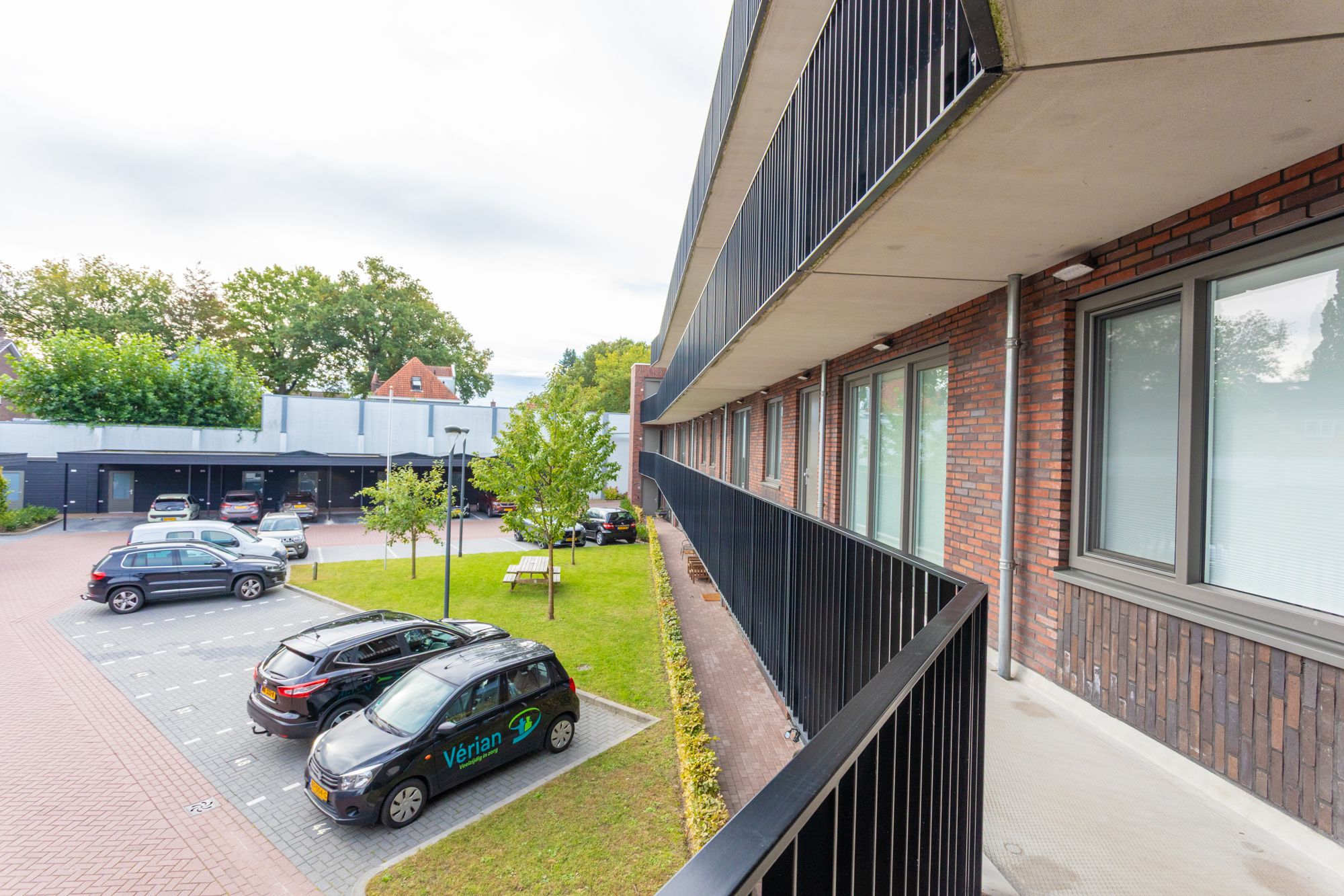 Photo 27 of Vos de Waelstraat 48