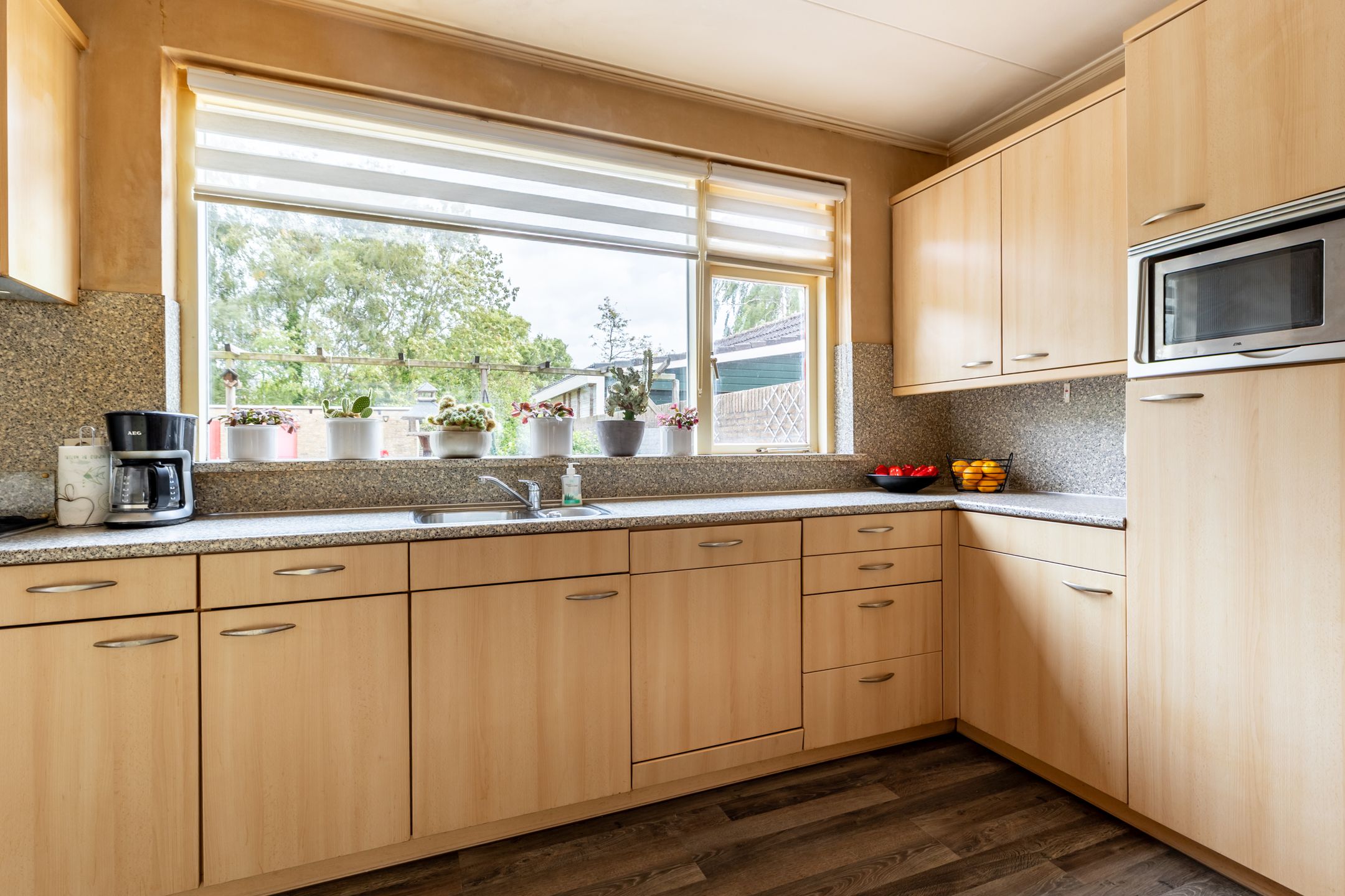 Foto 3 van Julianastraat 4