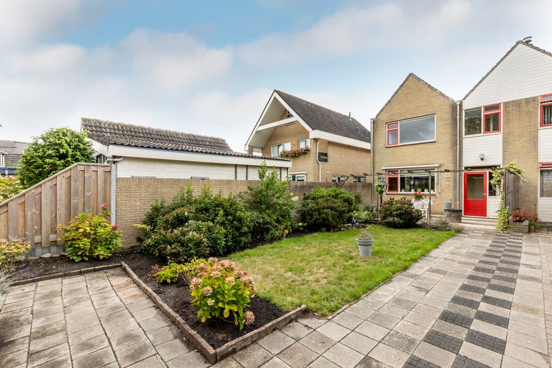 Foto 32 van Julianastraat 4