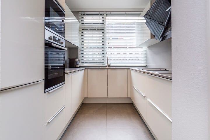 Foto 3 van Bizetstraat 35