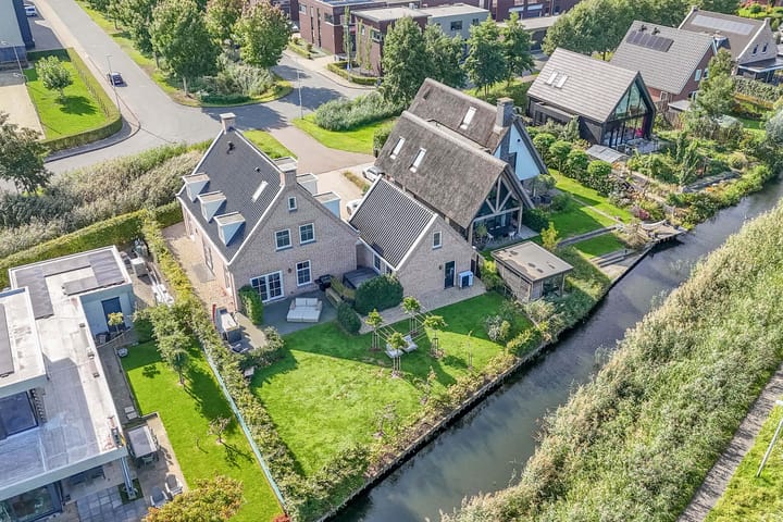 Foto 51 van De Smaragd 16