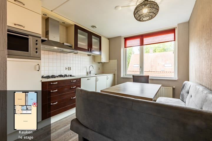 Foto 18 van Warmoezenierstraat 6