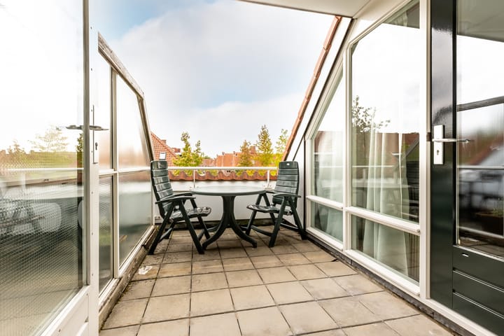 Foto 23 van Warmoezenierstraat 6