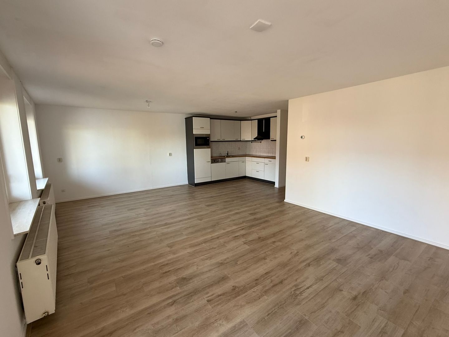 Foto 4 van Harlingerweg 3-B