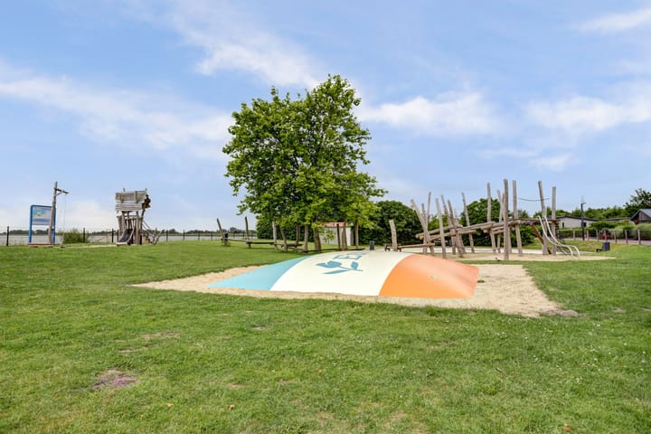 Foto 28 van Zuiderdijk 1-B001