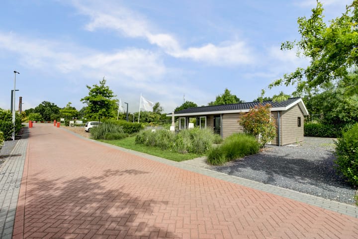 Foto 29 van Zuiderdijk 1-B001