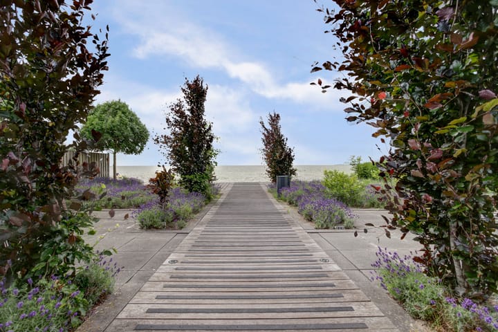 Foto 2 van Zuiderdijk 1-B019