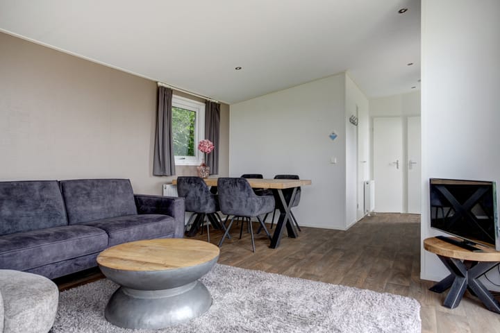 Foto 8 van Zuiderdijk 1-B019