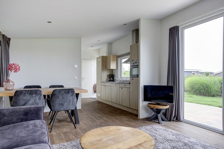 Foto 9 van Zuiderdijk 1-B019