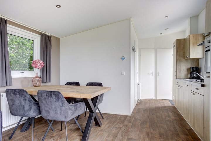 Foto 10 van Zuiderdijk 1-B019