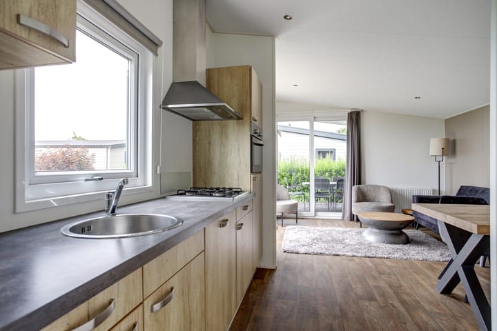 Foto 12 van Zuiderdijk 1-B019