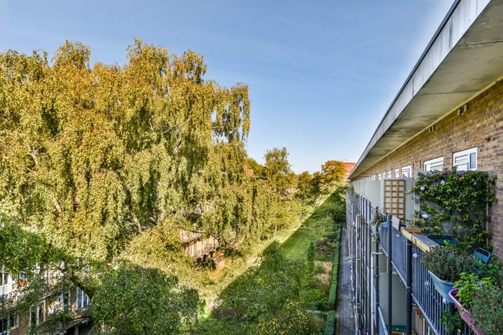 Foto 19 van Adriaan van Bergenstraat 2-3