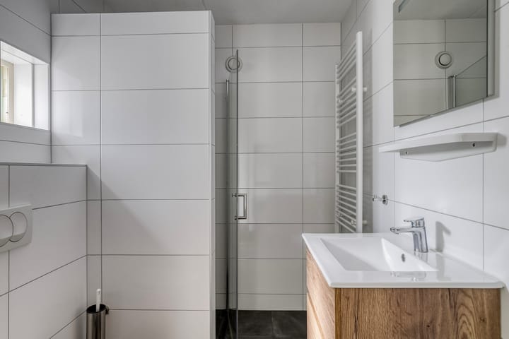 Photo 14 of Binnenweg 12-79