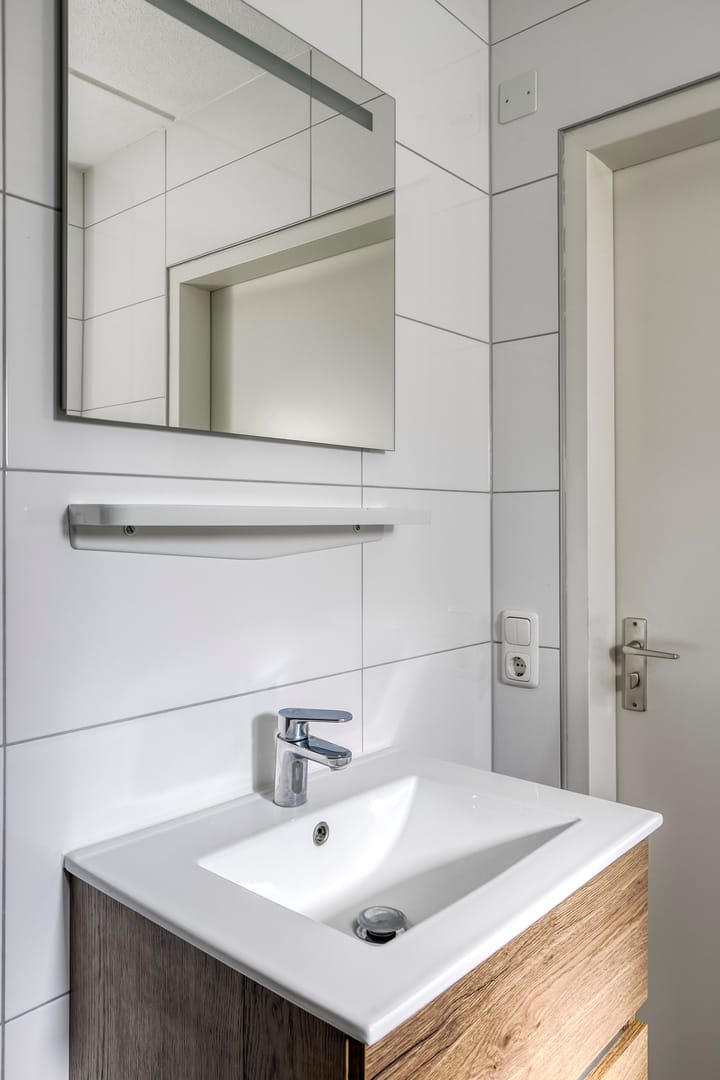 Photo 17 of Binnenweg 12-79