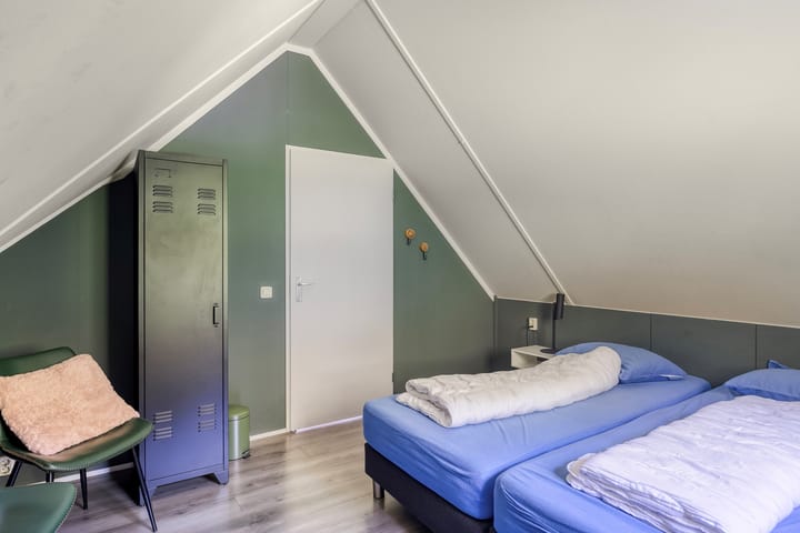 Photo 22 of Binnenweg 12-79