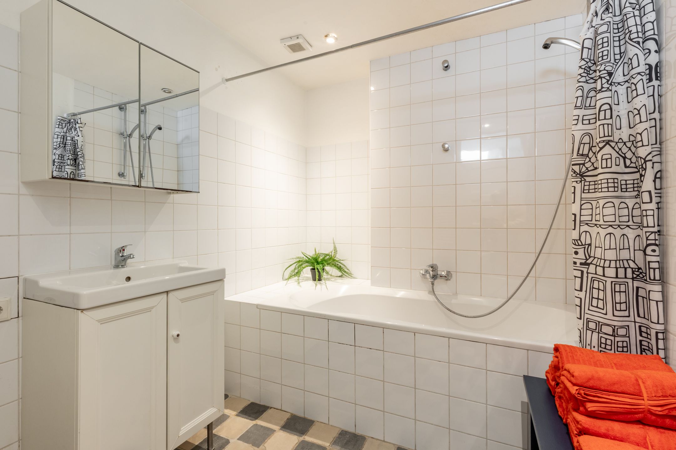 Foto 33 van Donker Curtiusstraat 12-B01