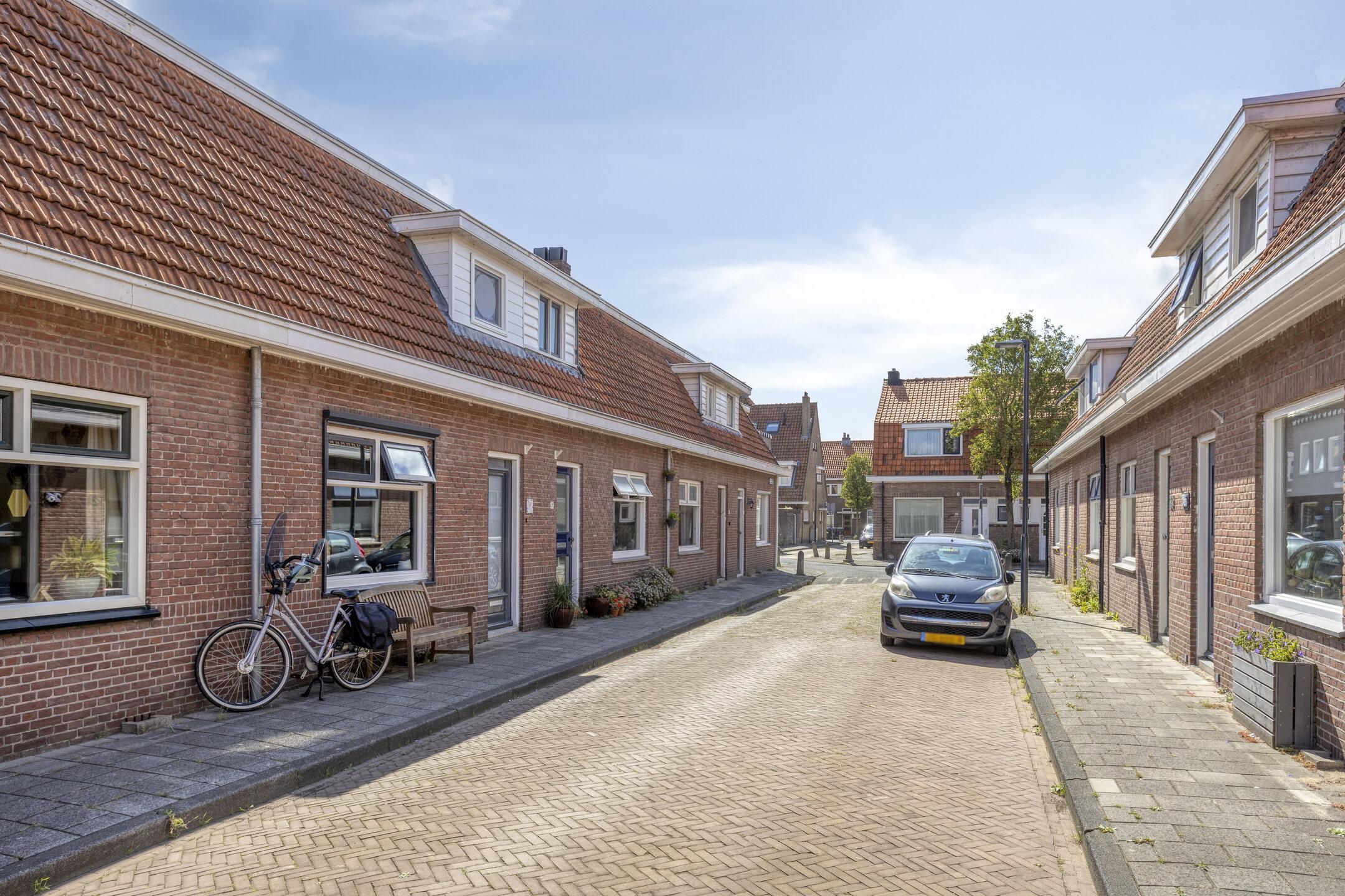 Foto 27 van Emmastraat 35