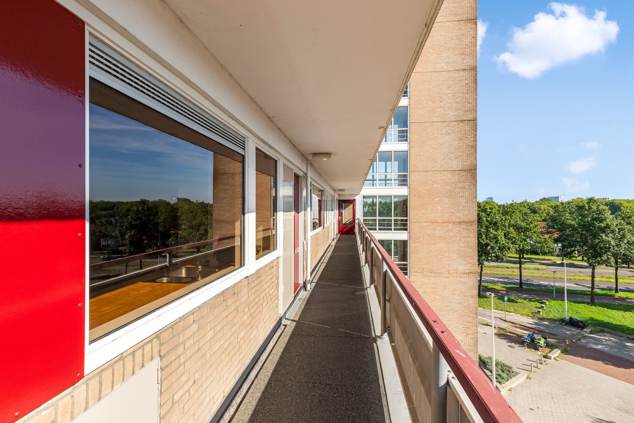 Foto 30 van Burgemeester Hogguerstraat 901