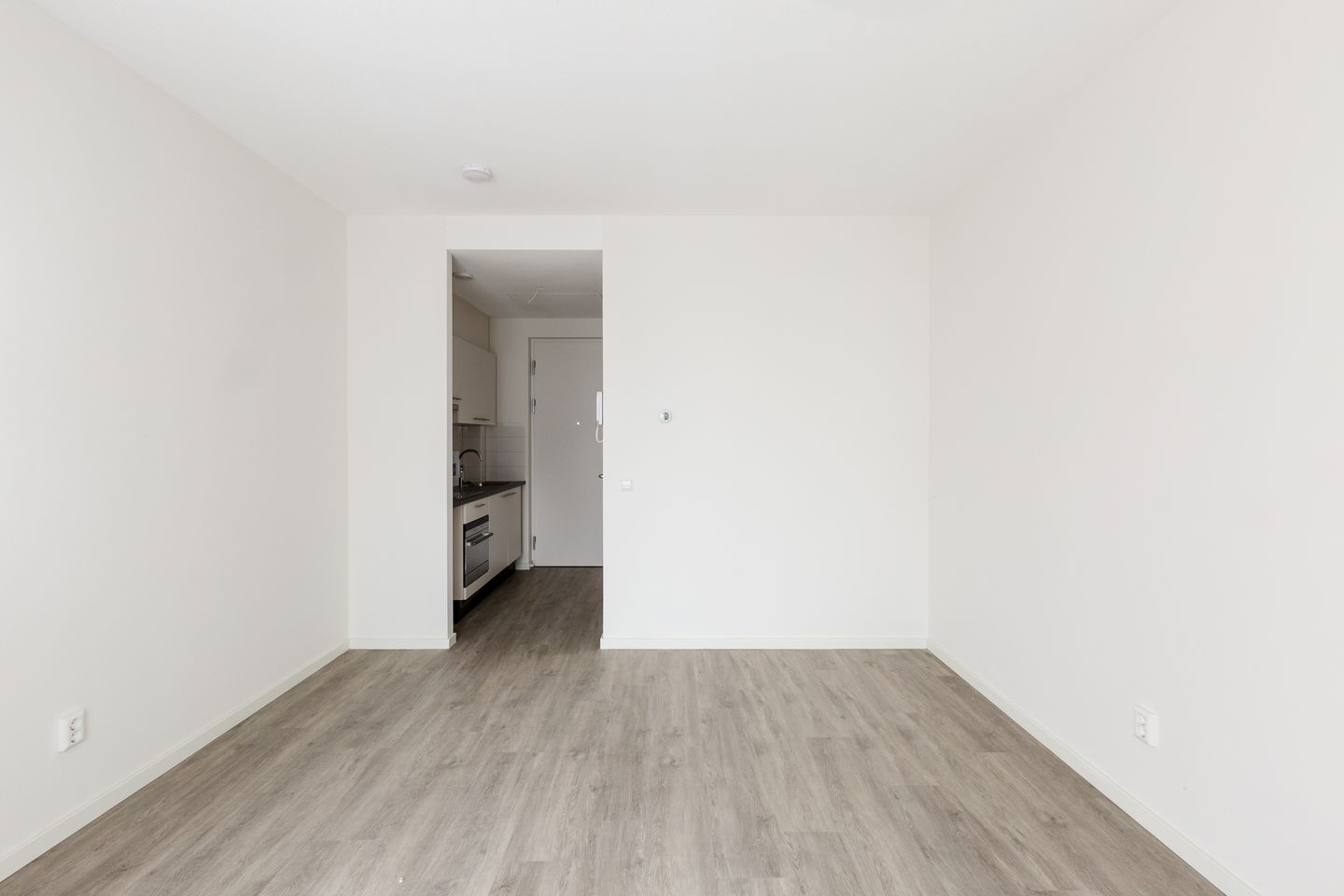 Photo 4 of Rogier van der Weydestraat 6-A2